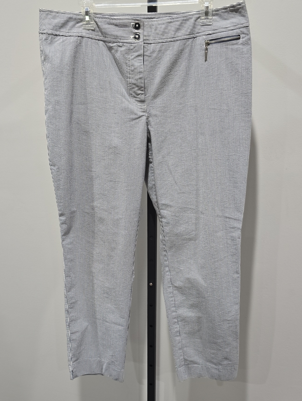 Jones New York Striped White & Navy Women's Stretch Pull-On Jeans